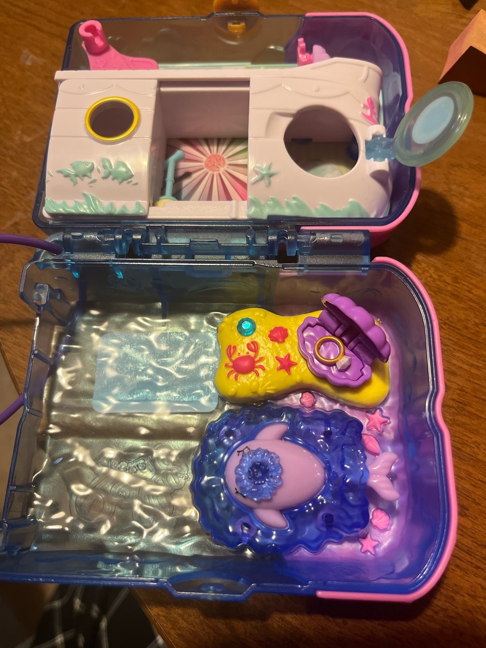 Polly Pocket Kids Playset - Pink & Blue Mini Doll Compact